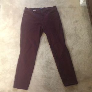 Burgundy/maroon stretchy jean legging